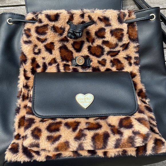 Betsey Johnson Leopard Backpack EUC - Picture 4 of 13
